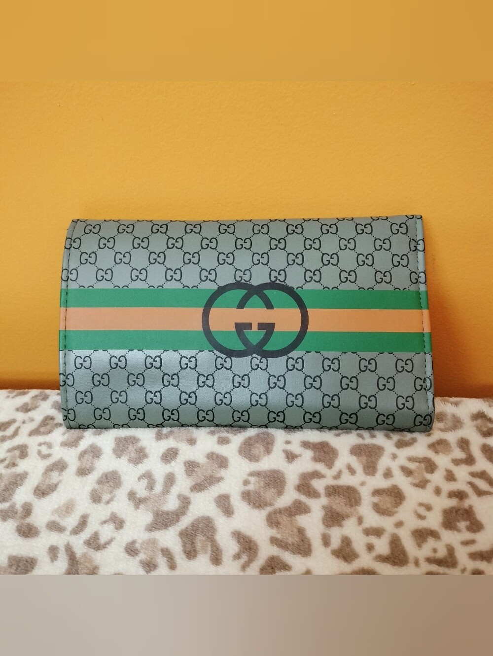 Gucci Beauty GWP 12-Piece Makeup Brush Set GG Roll Case Promotional Gift